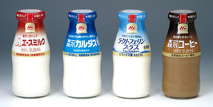 「宅配用牛乳壜」2005日本パッケージングコンテストにて最優秀作品賞（経済産業大臣賞）受賞！