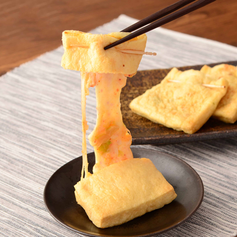 モッツァとキムチの油揚げ包み焼き