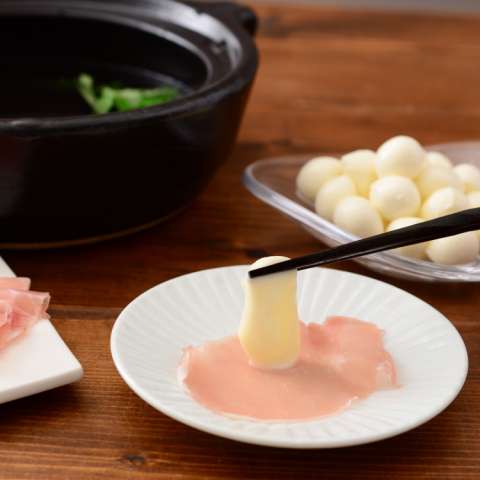 しゃぶしゃぶ風ひとくちモッツァの生ハム添え