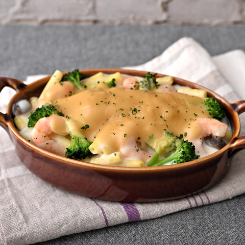 デミグラスライスチーズの濃厚マカロニグラタン