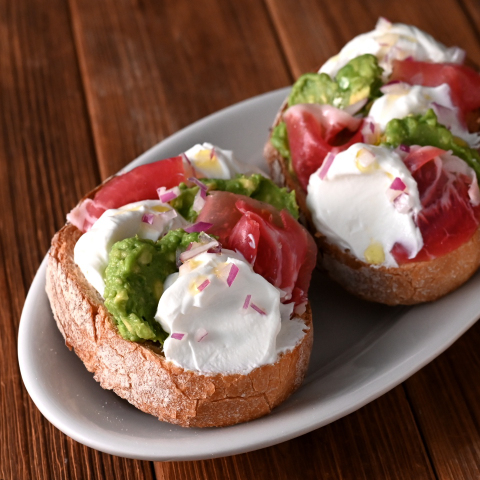 パルテノで作る～生ハムとアボカドのオープンサンド～