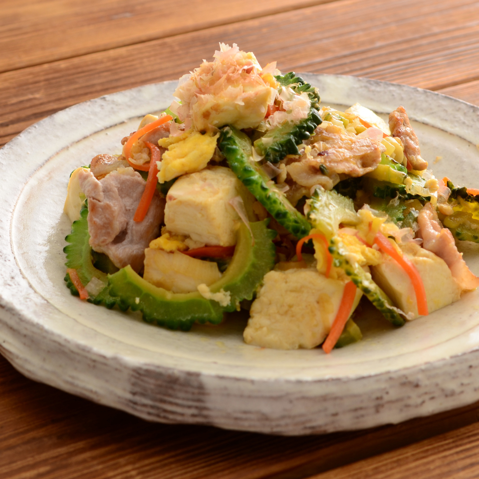 チーズでコク旨！ゴーヤチャンプルー～切れてるチーズで減塩～