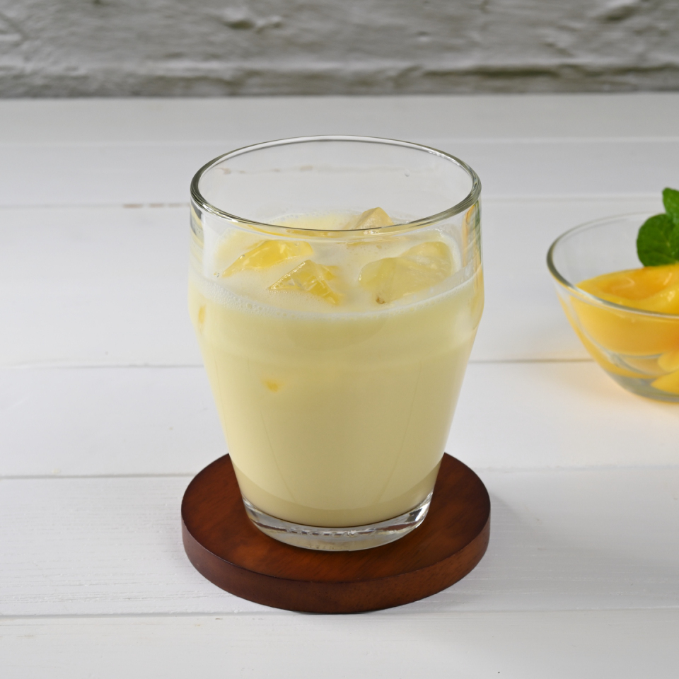 桃の缶詰で作る 腸活ラッシー