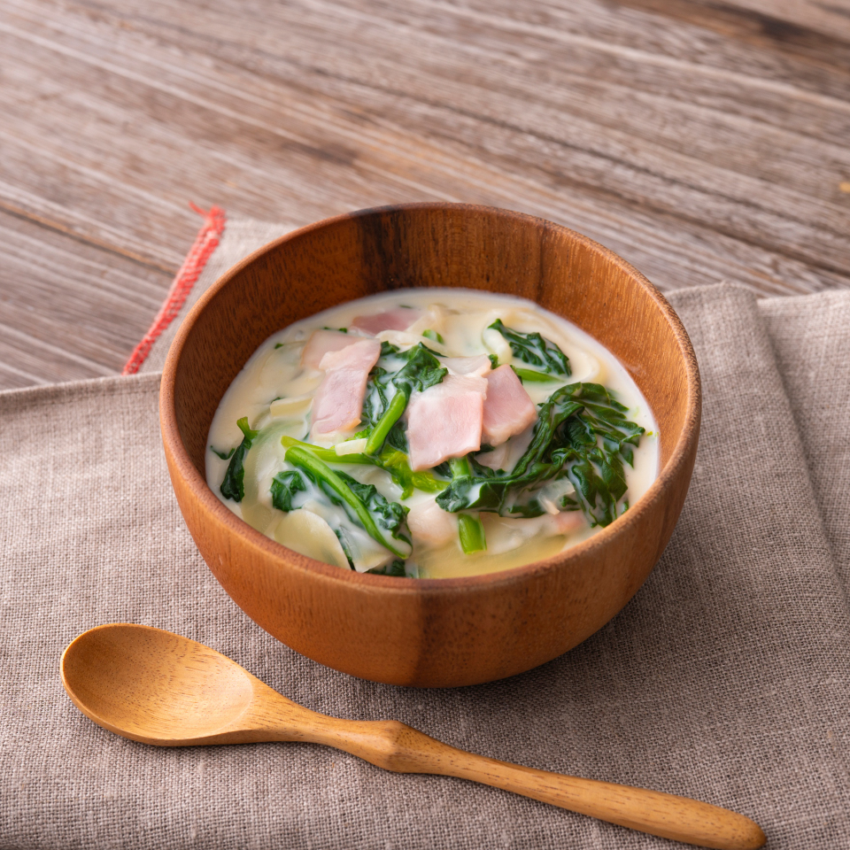 牛乳でまろやか ほうれん草のクリーム煮