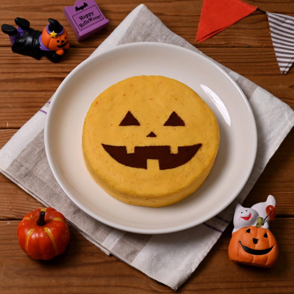 電子レンジで簡単！パンプキンチーズケーキ