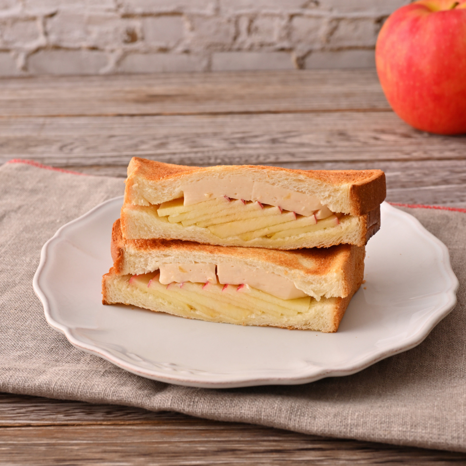 簡単！アップルパイ風ホットサンド