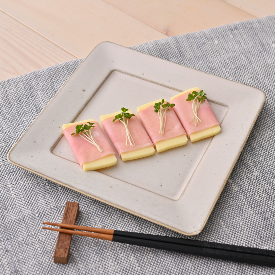 巻くだけ簡単！切れてるチーズのハム巻き