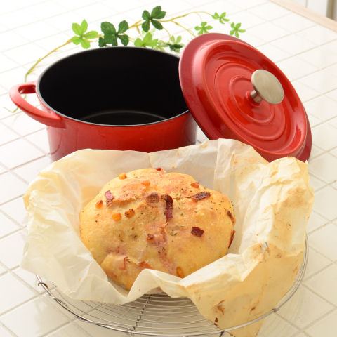 パルメパン～鍋でつくるこねないパン