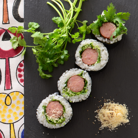 パクチーとパルメのウィンナー巻き寿司