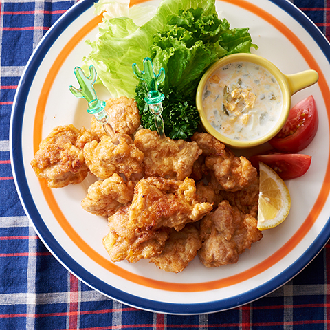 チキンフライ　パルテノタルタルソース添え