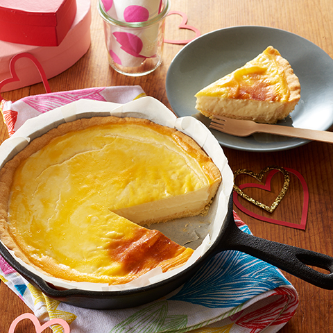 スキレットでとろとろチーズタルト