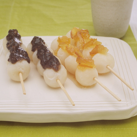黒豆＆ゆず茶の2色だんご