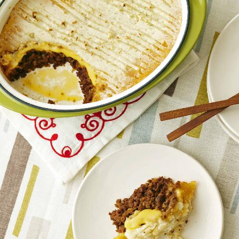 チェダーチーズとポテトとひき肉の重ね焼き～シェパーズパイ～