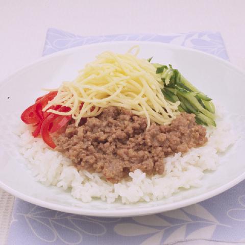 レンジで簡単そぼろ丼