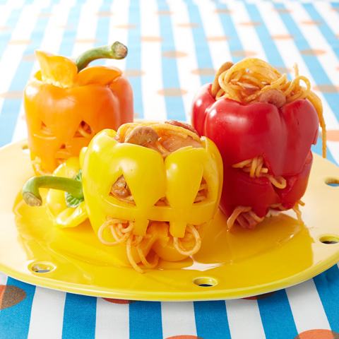 パスタが飛び出るおばけパプリカ レシピ 森永乳業の乳でひろがる アイデアレシピ 森永乳業株式会社