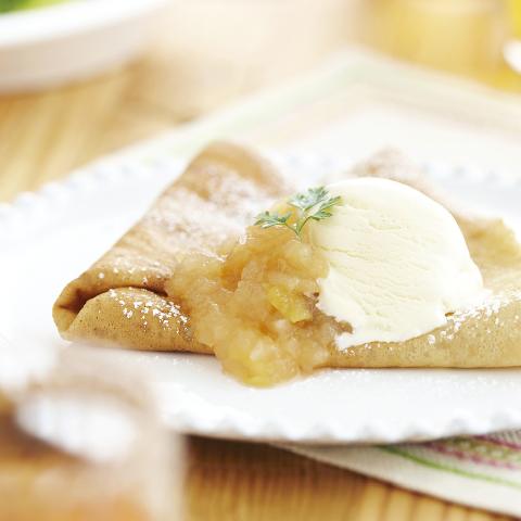 スキムミルク入りそば粉のスイーツガレット レシピ 森永乳業の乳でひろがる アイデアレシピ 森永乳業株式会社