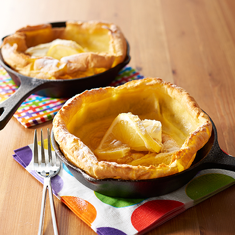 クリームチーズとはちみつレモンのダッチベイビー レシピ 森永乳業の乳でひろがる アイデアレシピ 森永乳業株式会社