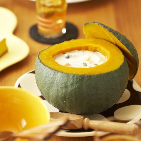 まるごとかぼちゃのハロウィンシチュー レシピ 森永乳業の乳でひろがる アイデアレシピ 森永乳業株式会社