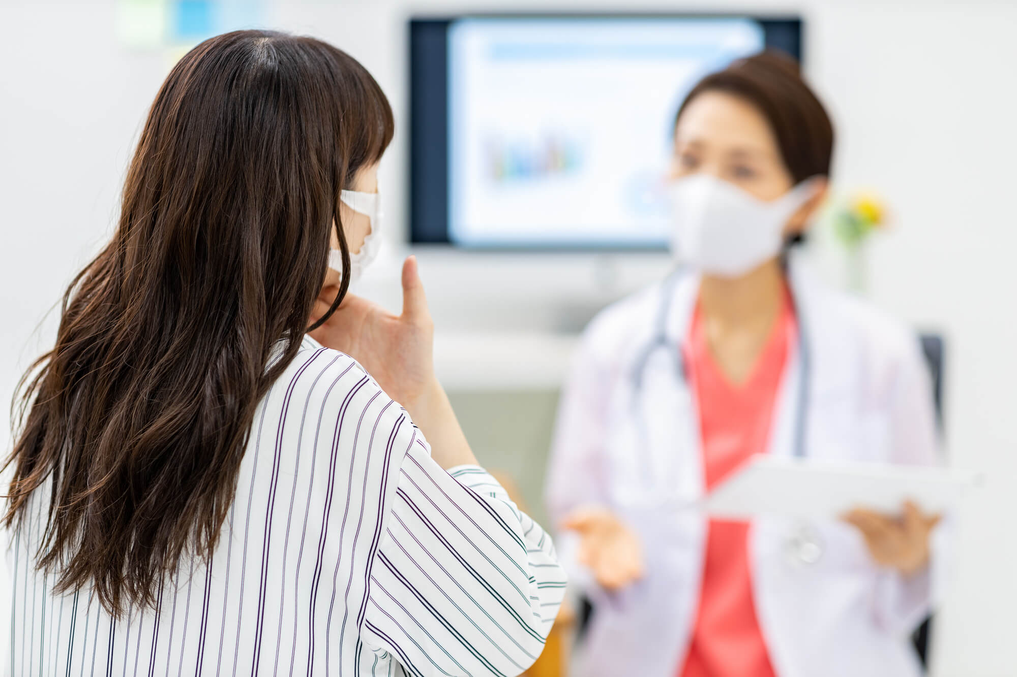 のどの乾燥で、医療機関を受診した方がよいケース