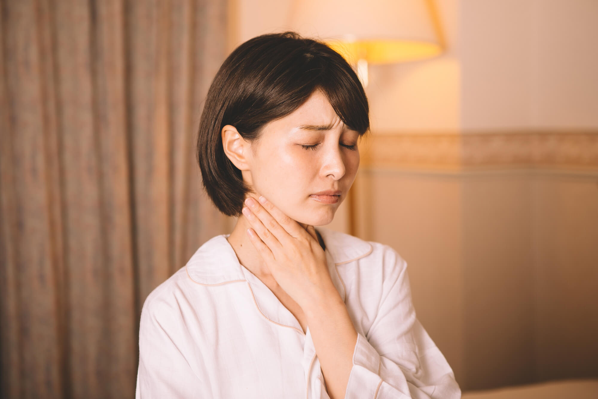 のどの乾燥の原因は、日常生活の中に！ のどの乾燥対策を始めよう