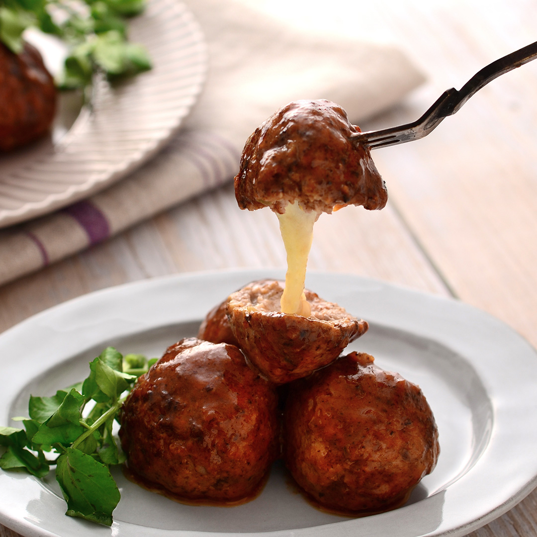 のびーるモッツァのひとくちハンバーグ